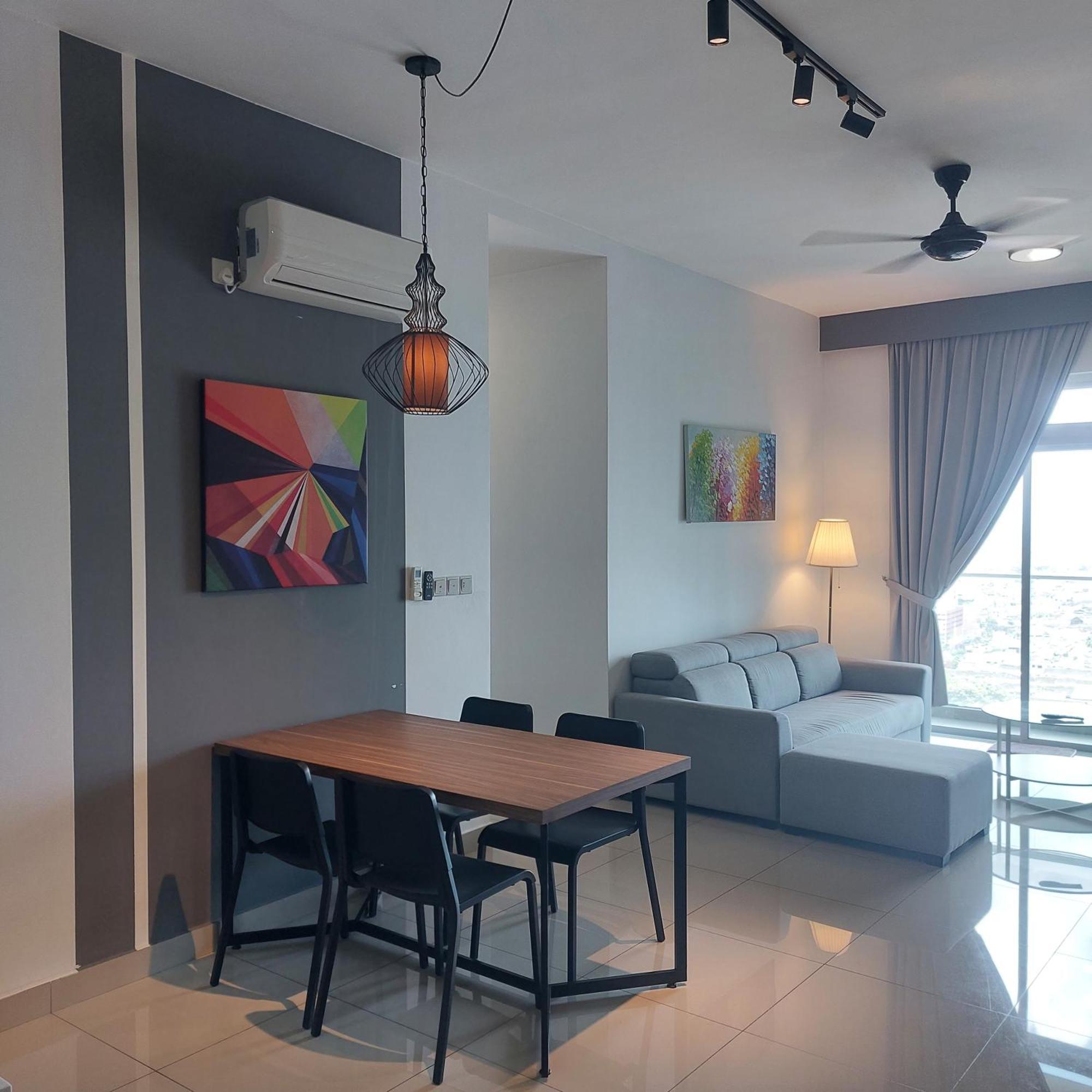 Twin Galaxy Jb Homestay By Summer Johor Bahru Esterno foto