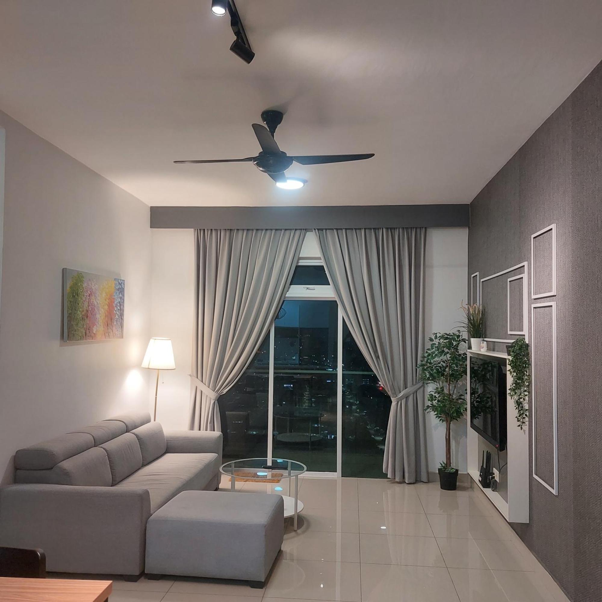 Twin Galaxy Jb Homestay By Summer Johor Bahru Camera foto